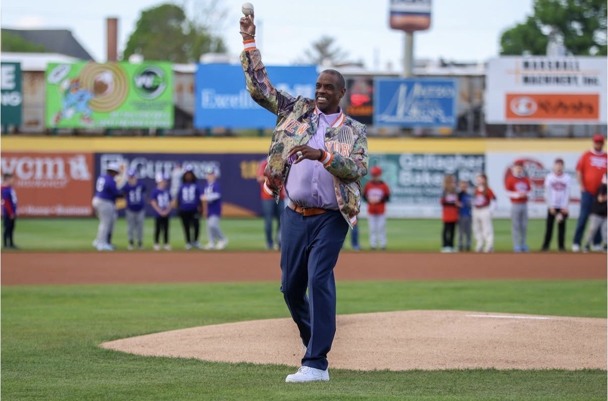 Doc Gooden taking the mound during a Binghamton Rumble Ponies appearance